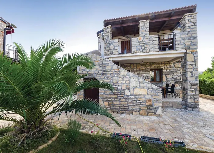 Beautiful In Holiday home Vir